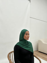 Load image into Gallery viewer, Premium Jersey Hijab | EMERALD