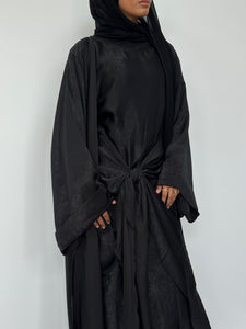 Terre Silken Abaya | Obsidian